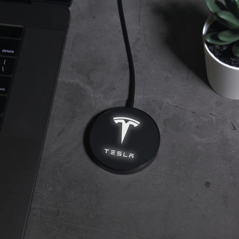 Custom MagLED - 15W Qi Wireless charger with light up logo display - 3