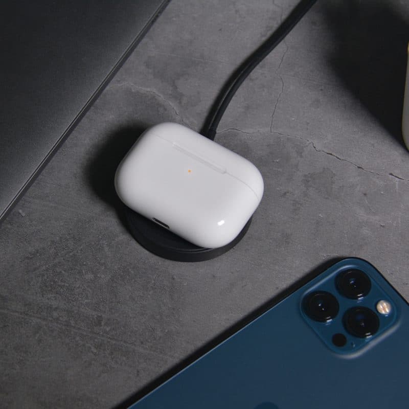 Custom MagLED - 15W Qi Wireless charger with light up logo display - 4